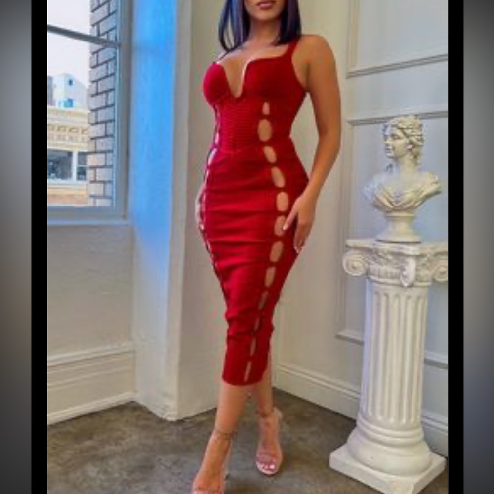 Fashion Nova Striking Red Midi Dress